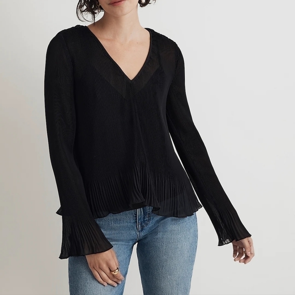 Madewell Pleated‎ Flare-Sleeve Top in True Black size Small NWT NN935